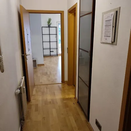 Apartment Schoene Gartenwohnung *